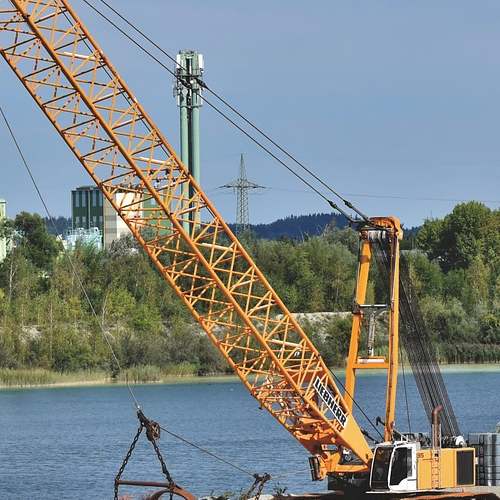 중장년층의 재취업 기회를 넓히는 중장년내일센터의 채용 현황